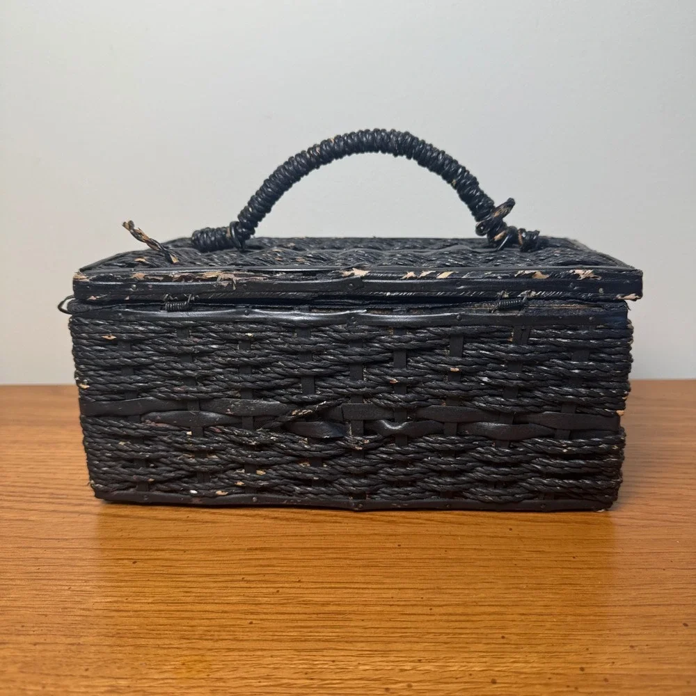 Vintage Black Wicker Sewing Kit Notions Case Handle Clasp Satin‎ lined
